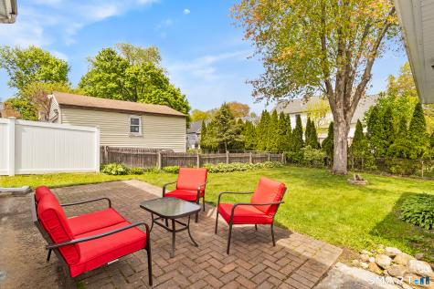 1710 Stratfield Road Fairfield CT 06825