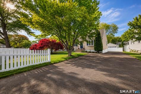 1710 Stratfield Road Fairfield CT 06825