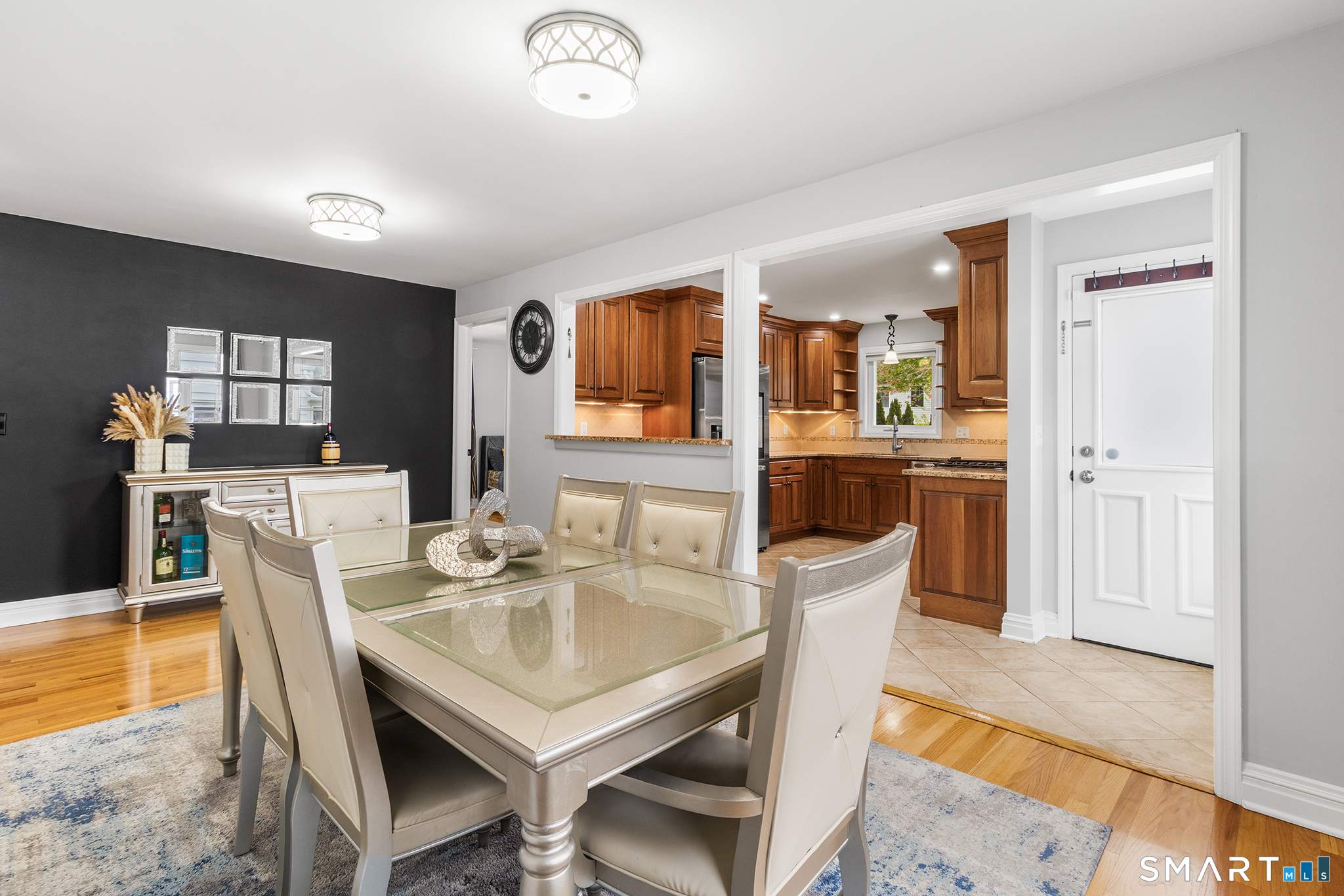 1710 Stratfield Road Fairfield CT 06825