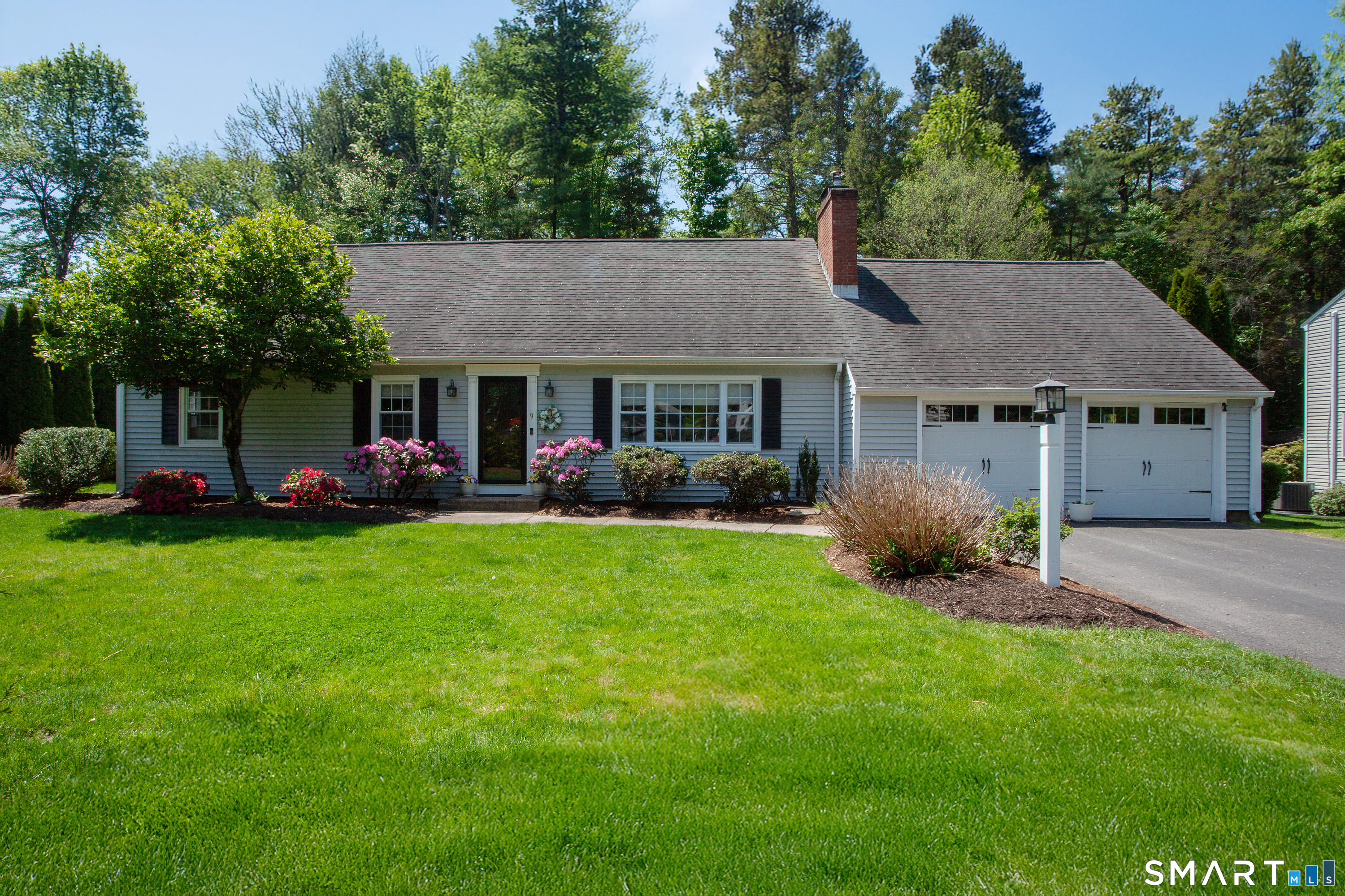 9 Branch Brook Drive Simsbury CT 06070