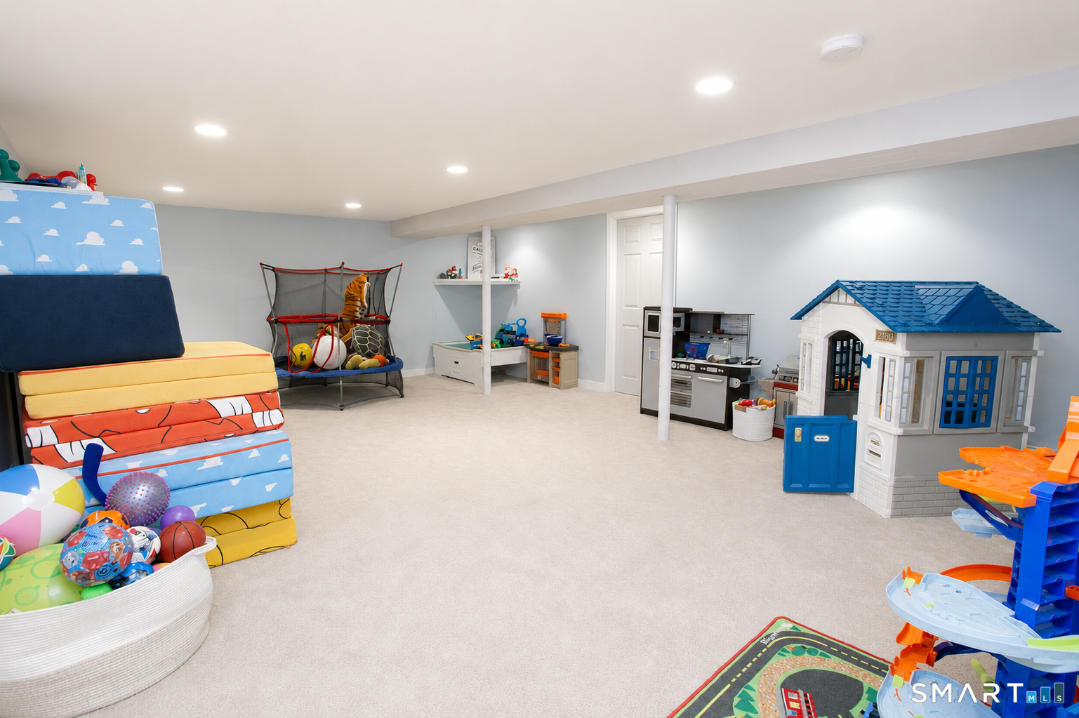 9 Branch Brook Drive Simsbury CT 06070