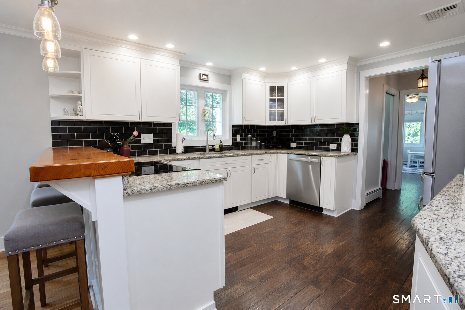 9 Branch Brook Drive Simsbury CT 06070