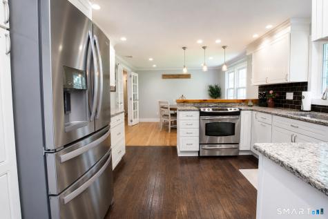 9 Branch Brook Drive Simsbury CT 06070