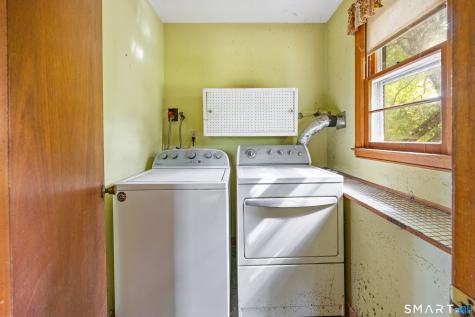 127 Old Field Lane Milford CT 06460