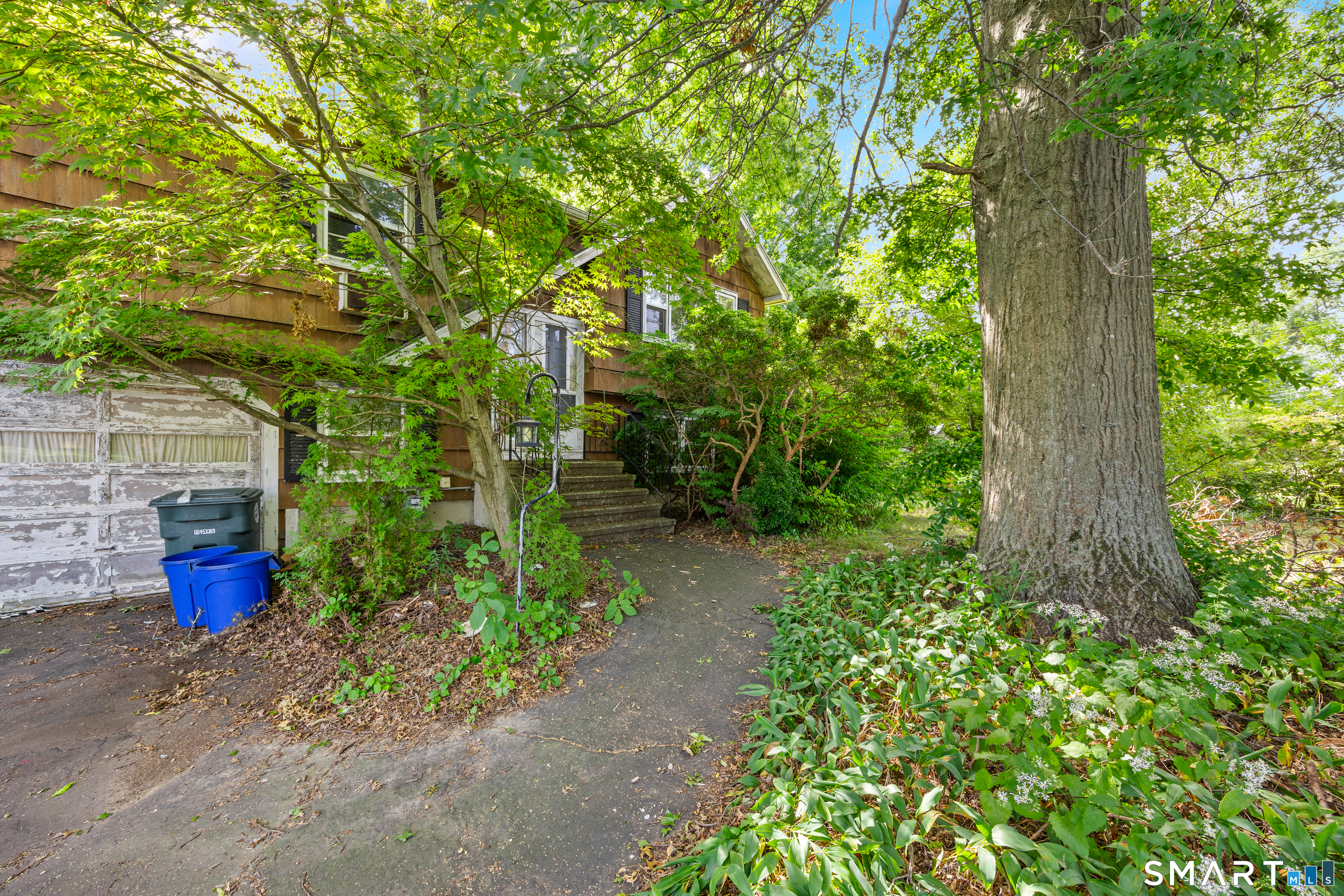127 Old Field Lane Milford CT 06460