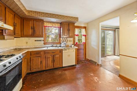 127 Old Field Lane Milford CT 06460