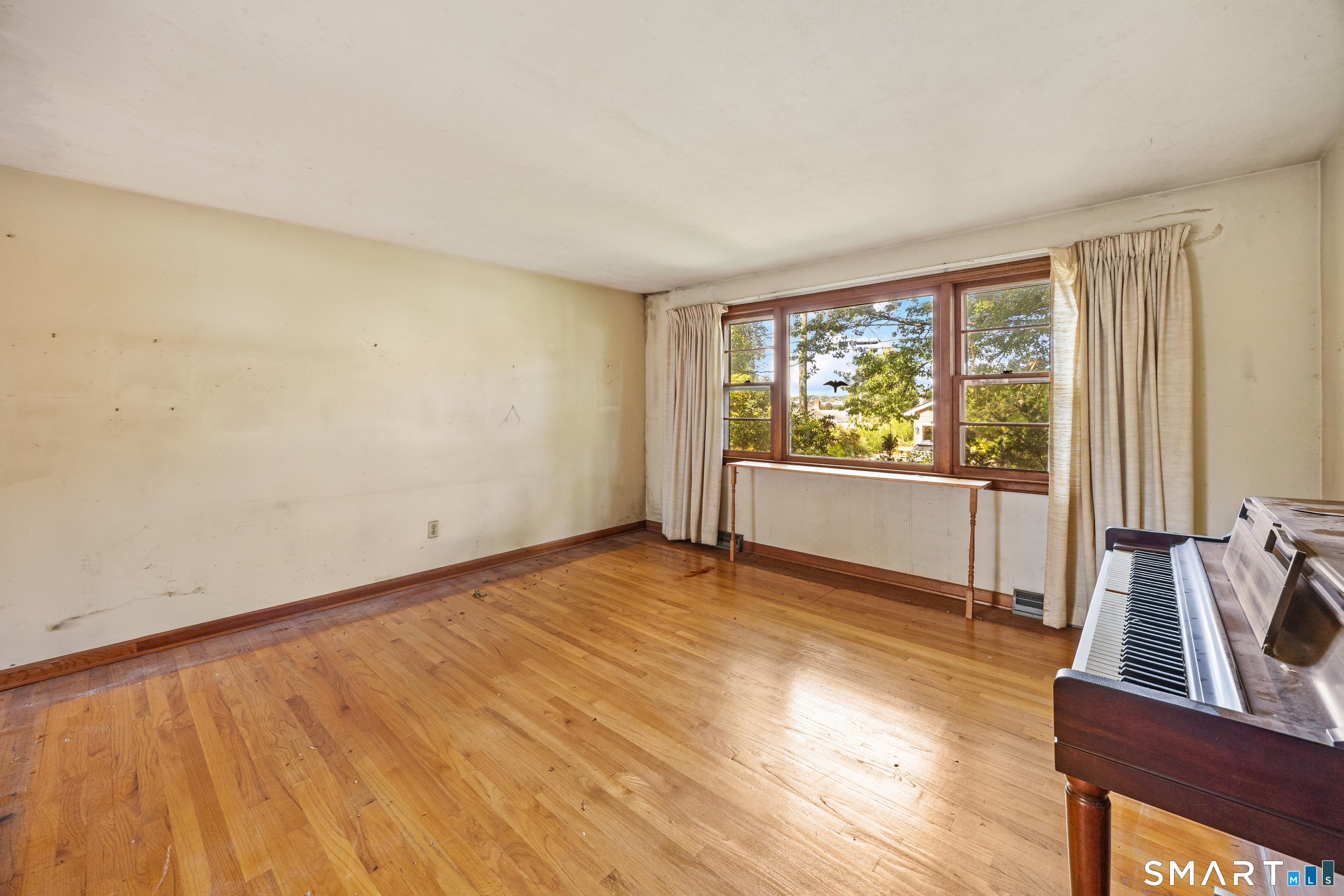 127 Old Field Lane Milford CT 06460