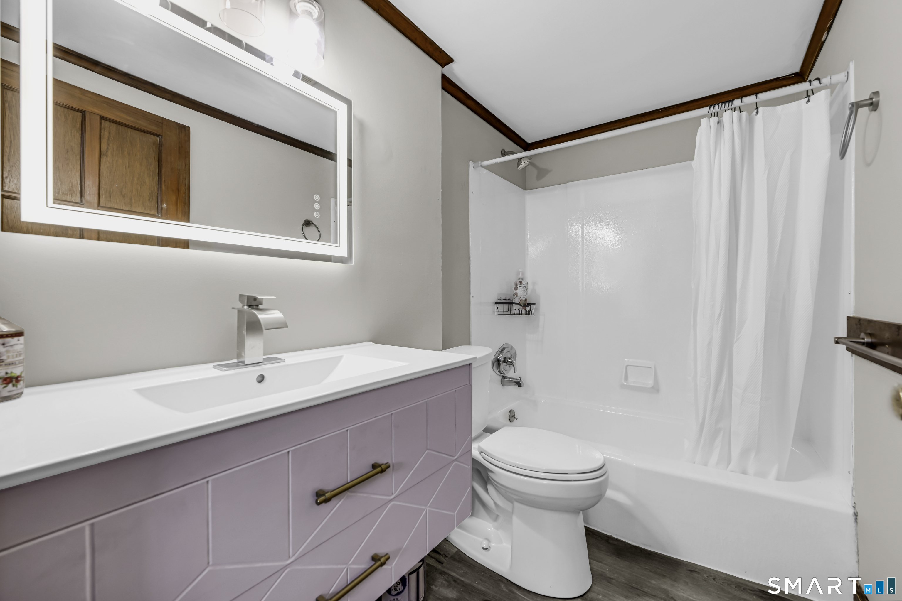 7 Maple Avenue East Windsor CT 06106