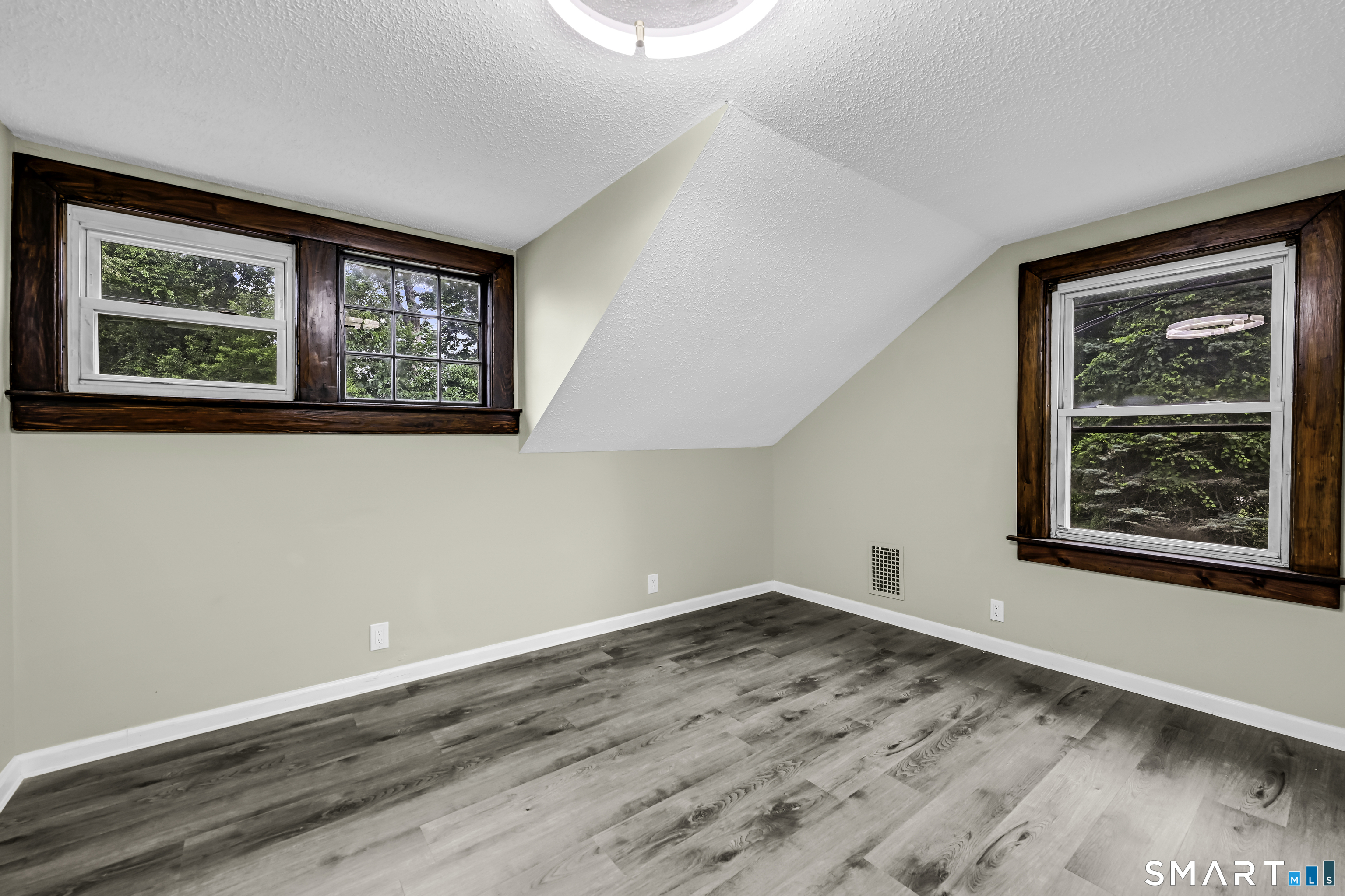 7 Maple Avenue East Windsor CT 06106
