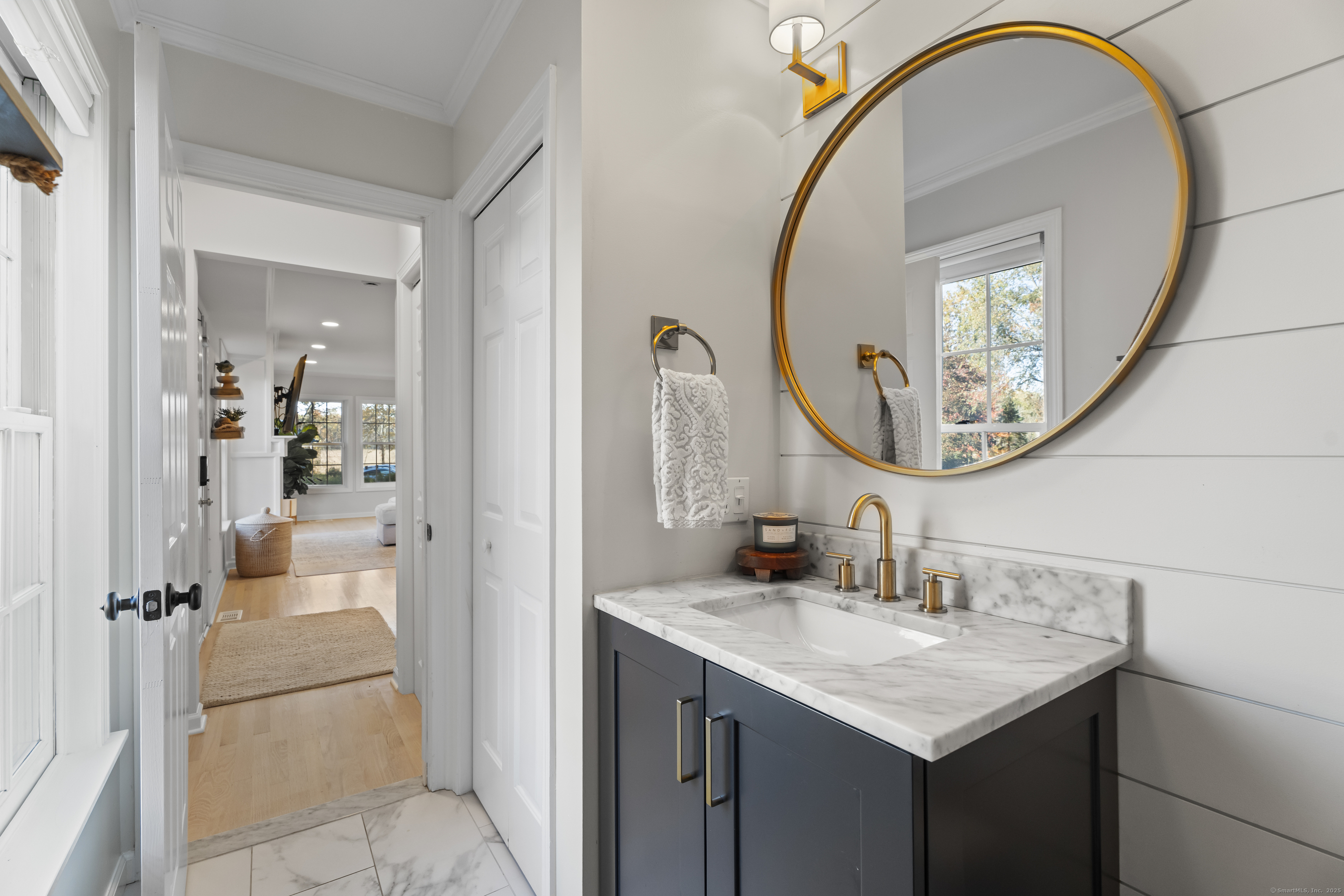 49 Riverside Drive Branford CT 06405