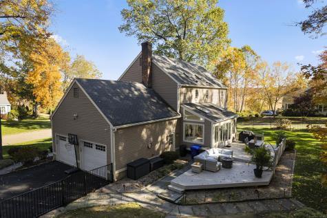 49 Riverside Drive Branford CT 06405