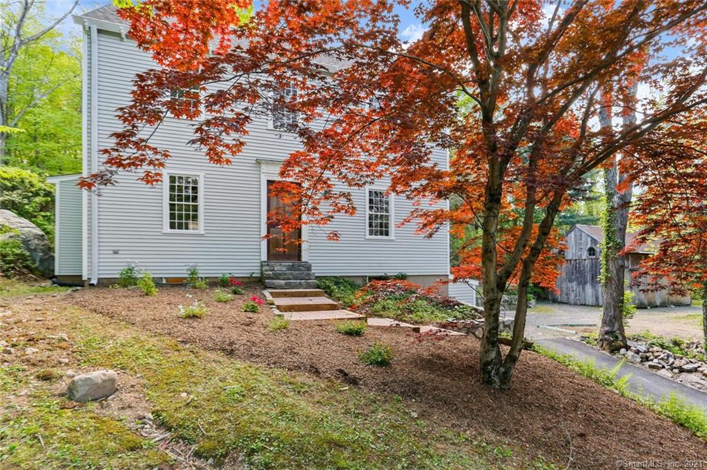 139 Mountain Road Redding CT 06896
