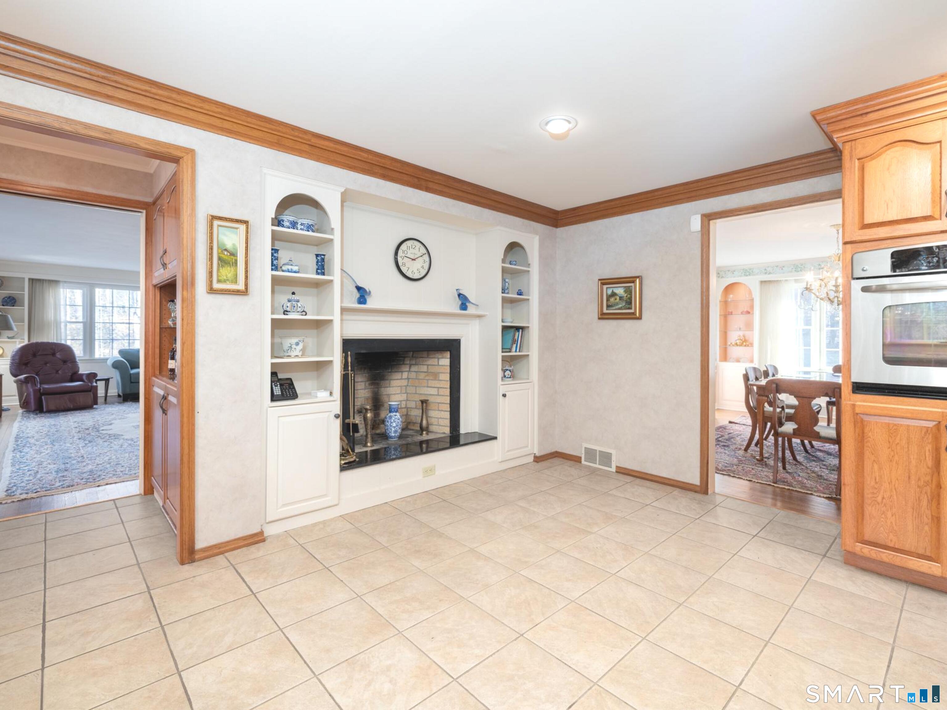 117 Crest Road Middlebury CT 06762