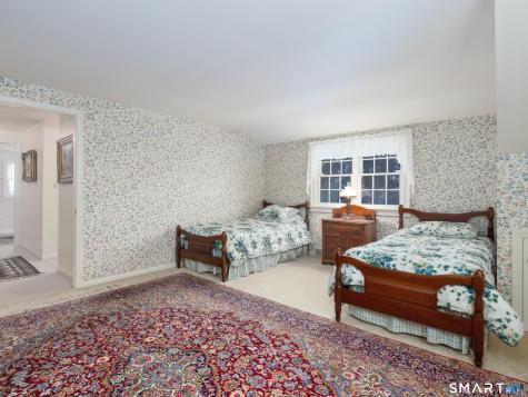 117 Crest Road Middlebury CT 06762