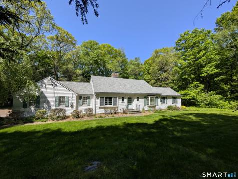 117 Crest Road Middlebury CT 06762