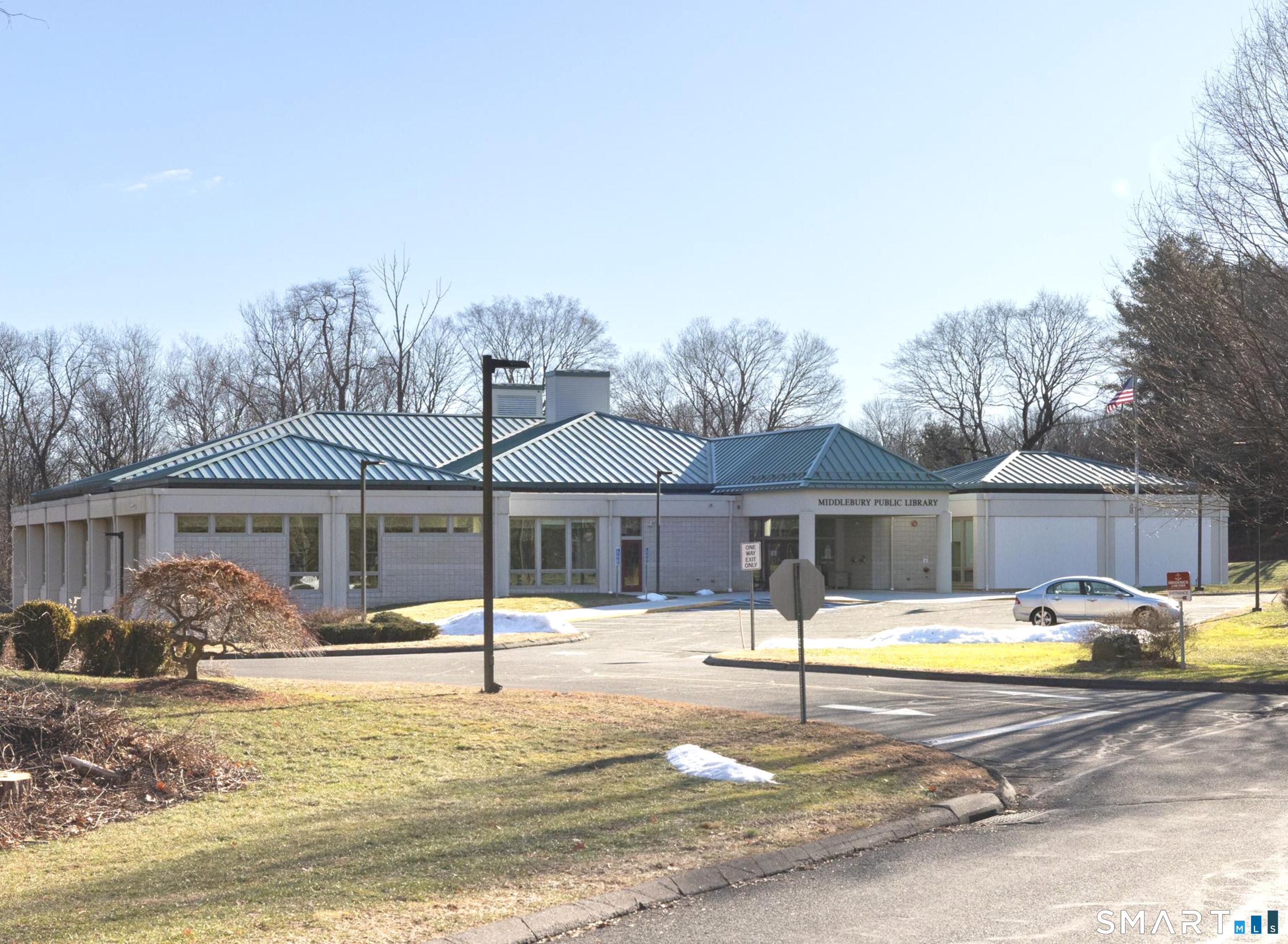 117 Crest Road Middlebury CT 06762