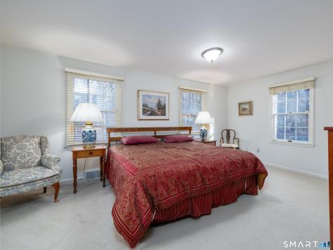 117 Crest Road Middlebury CT 06762