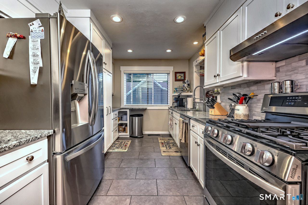 138 Bison Lane Stratford CT 06614
