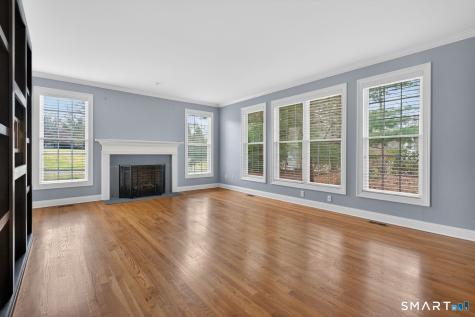 5 Fenwick Drive Avon CT 06001