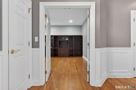 5 Fenwick Drive Avon CT 06001