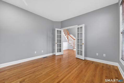 5 Fenwick Drive Avon CT 06001