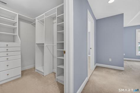 5 Fenwick Drive Avon CT 06001