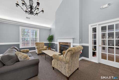 5 Fenwick Drive Avon CT 06001