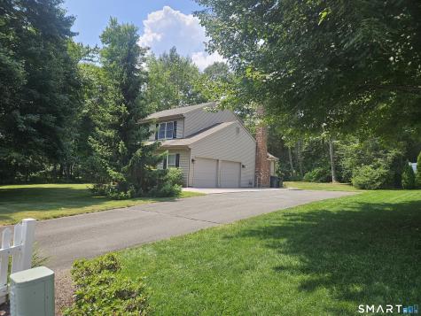 9 Woodberry Hill Drive Southington CT 06489