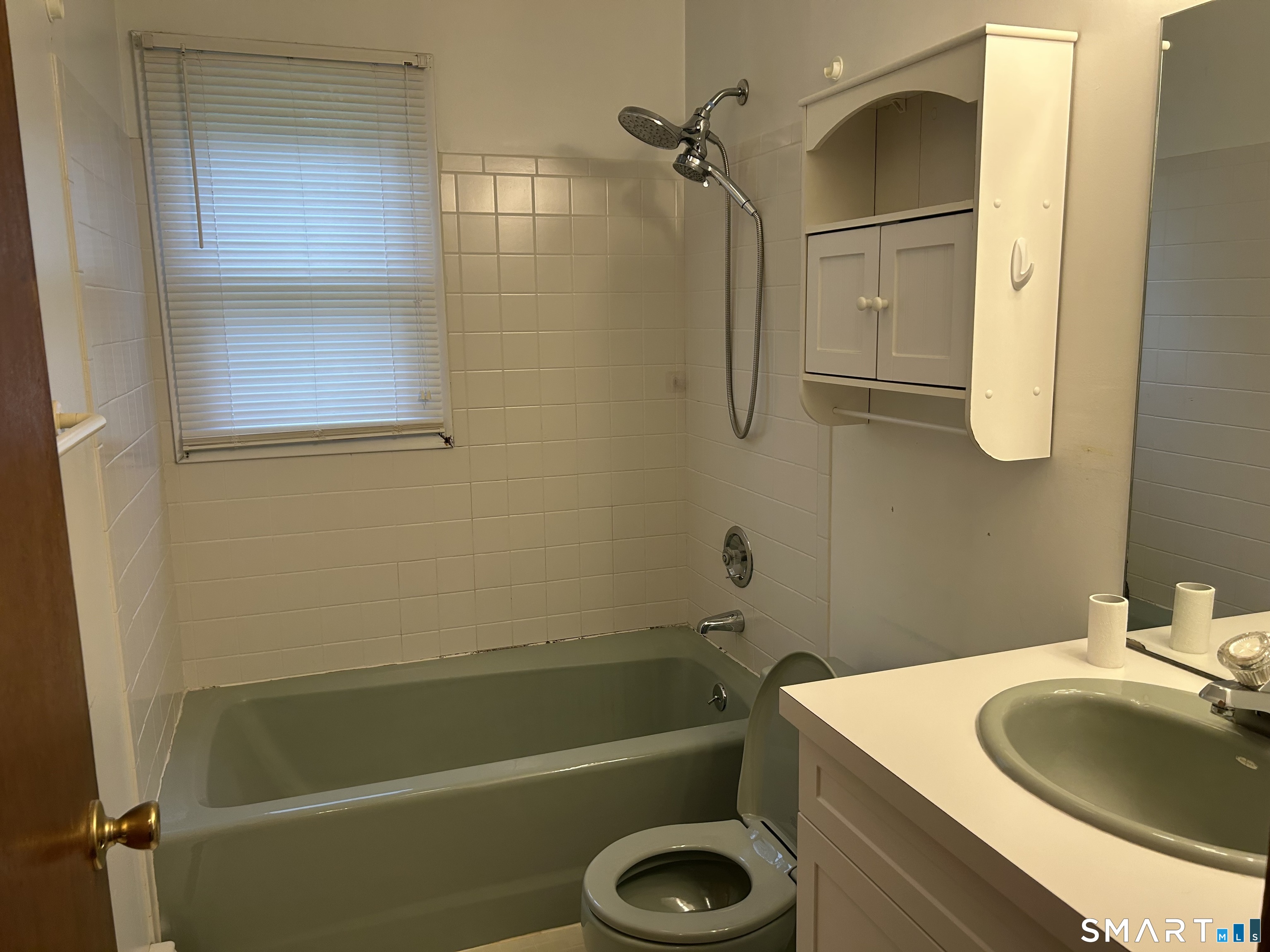 13 Hillside Street Danbury CT 06810