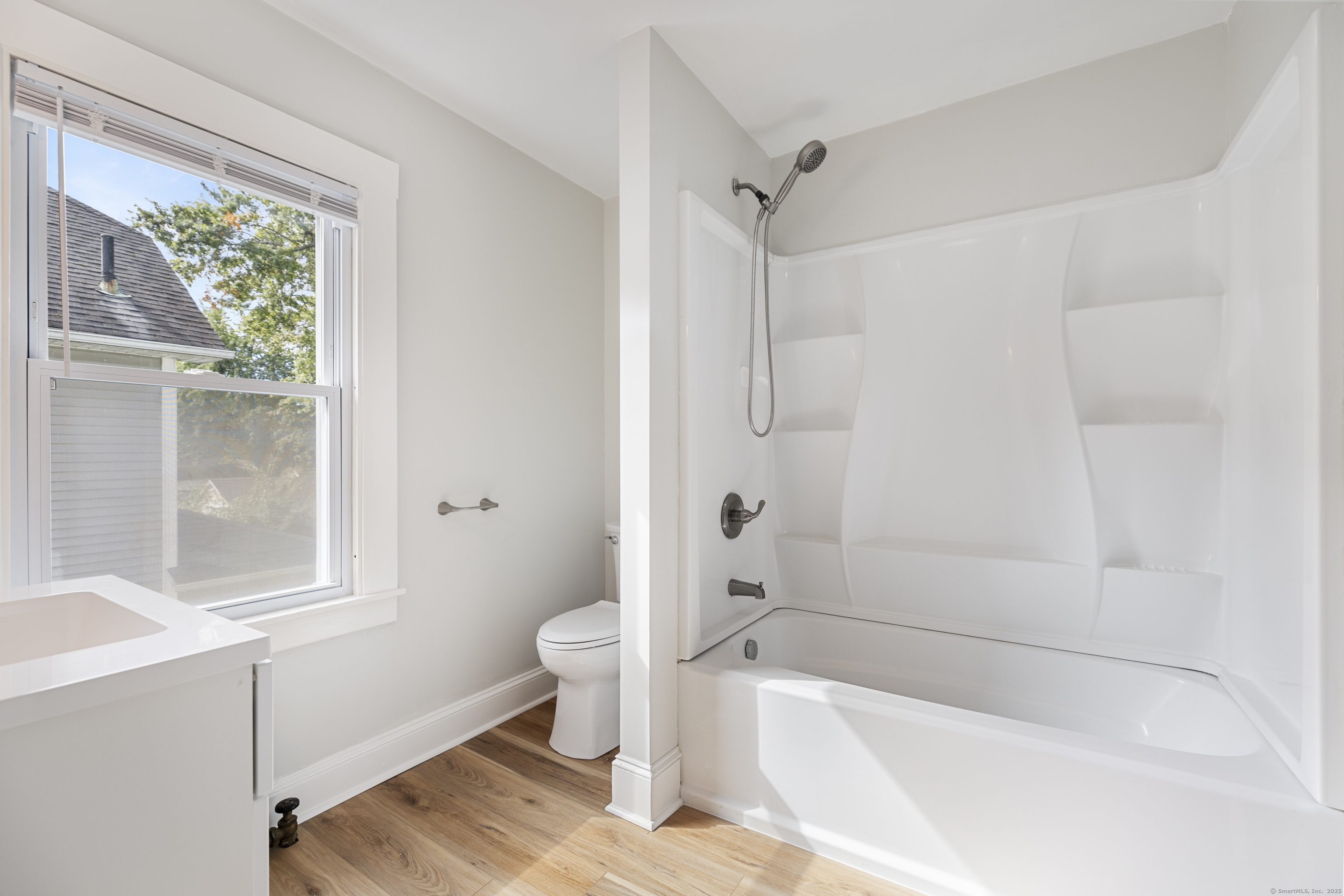 59 Laraia Avenue East Hartford CT 06108