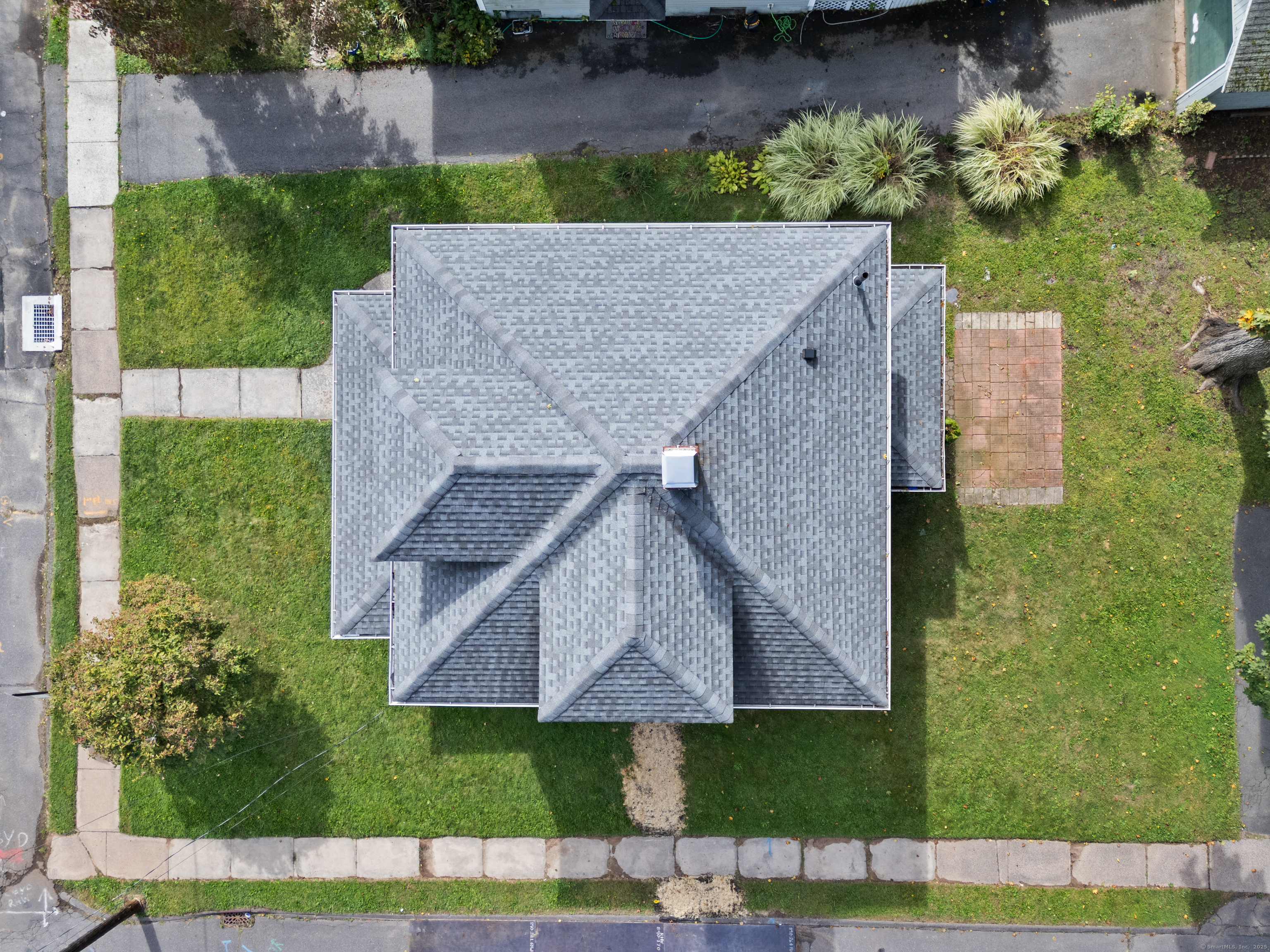 59 Laraia Avenue East Hartford CT 06108