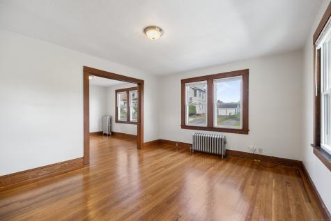 59 Laraia Avenue East Hartford CT 06108