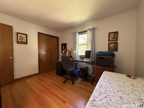 80 Ramsey Avenue Naugatuck CT 06770