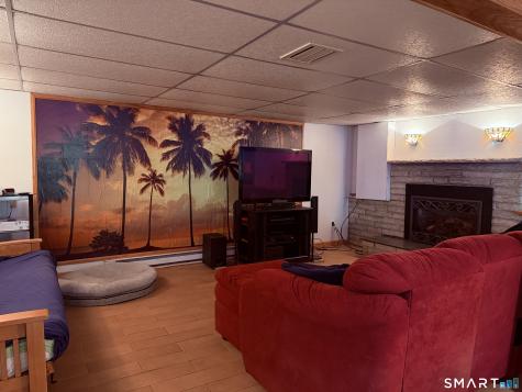 80 Ramsey Avenue Naugatuck CT 06770