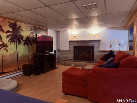 80 Ramsey Avenue Naugatuck CT 06770