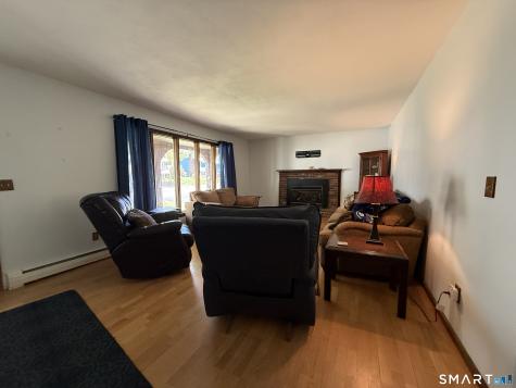 80 Ramsey Avenue Naugatuck CT 06770