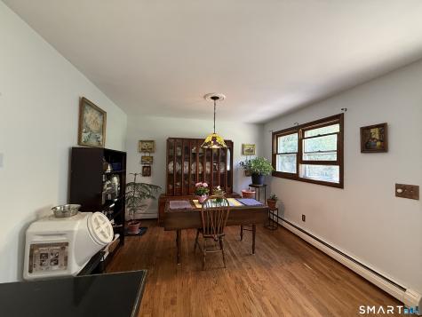 80 Ramsey Avenue Naugatuck CT 06770