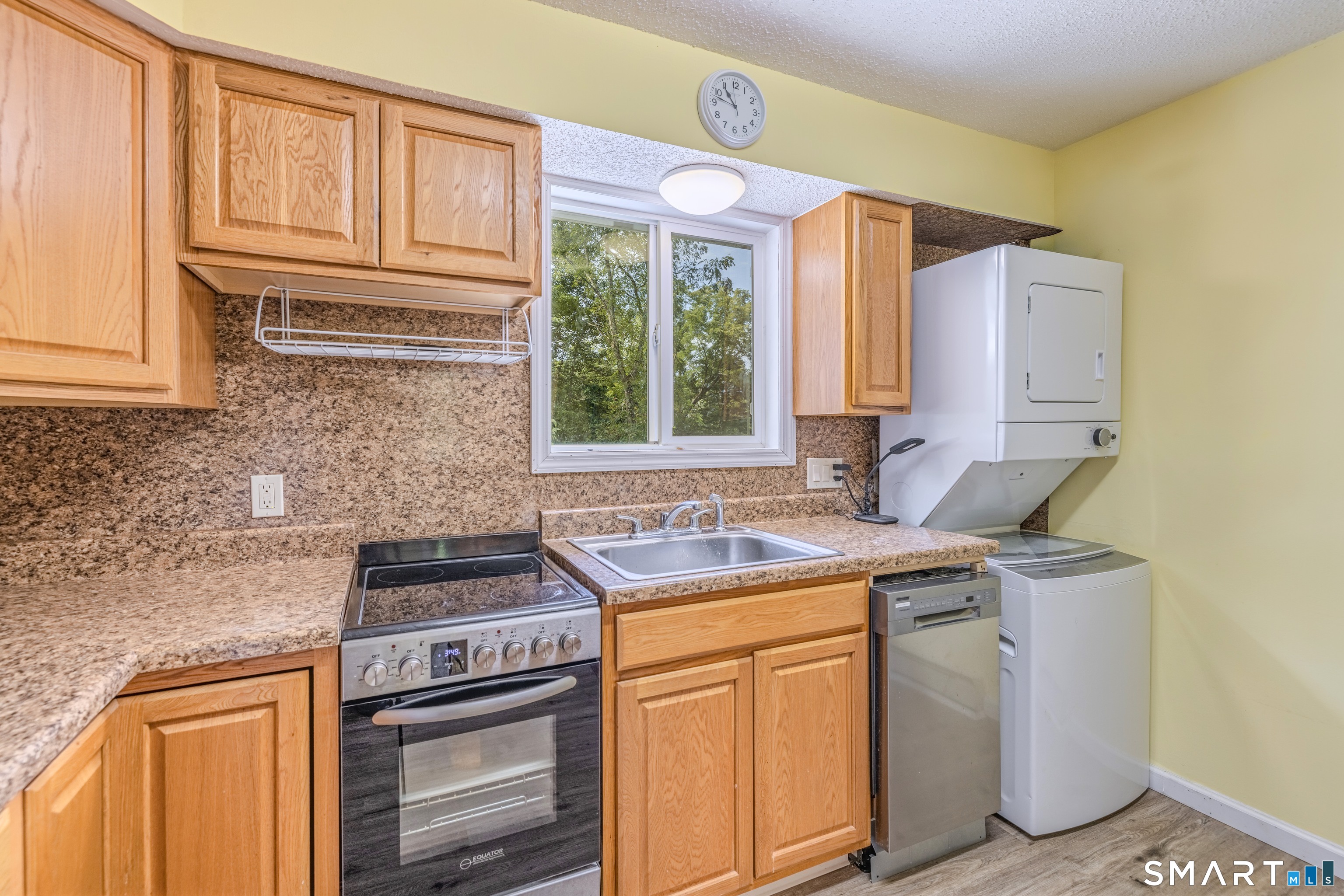 981 Storrs Road Mansfield CT 06268