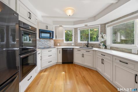 14 Vermillion Drive Avon CT 06001