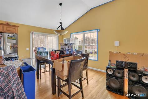 8 Callahan Lane East Hartford CT 06118