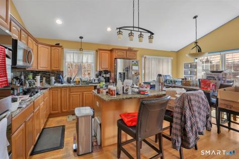 8 Callahan Lane East Hartford CT 06118