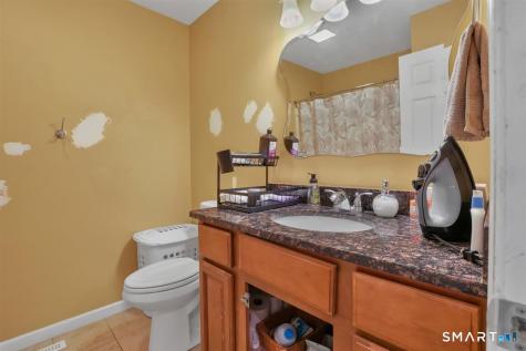8 Callahan Lane East Hartford CT 06118