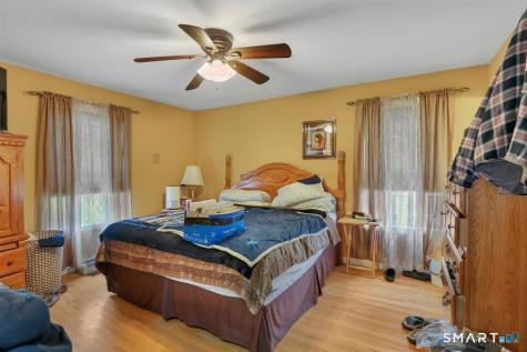 8 Callahan Lane East Hartford CT 06118