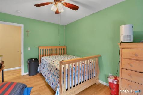 8 Callahan Lane East Hartford CT 06118