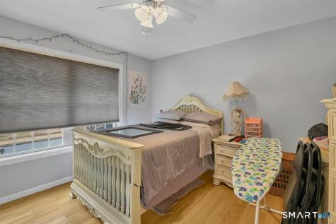 8 Callahan Lane East Hartford CT 06118