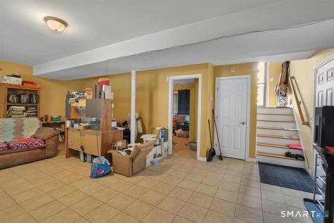 8 Callahan Lane East Hartford CT 06118