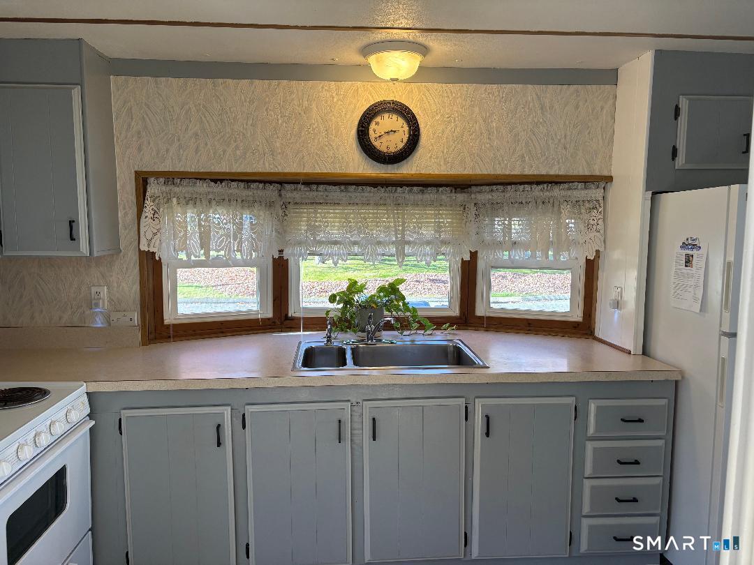 17 Lovely Street Plymouth CT 06786