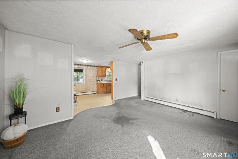 128 Bel Aire Circle Windsor Locks CT 06096