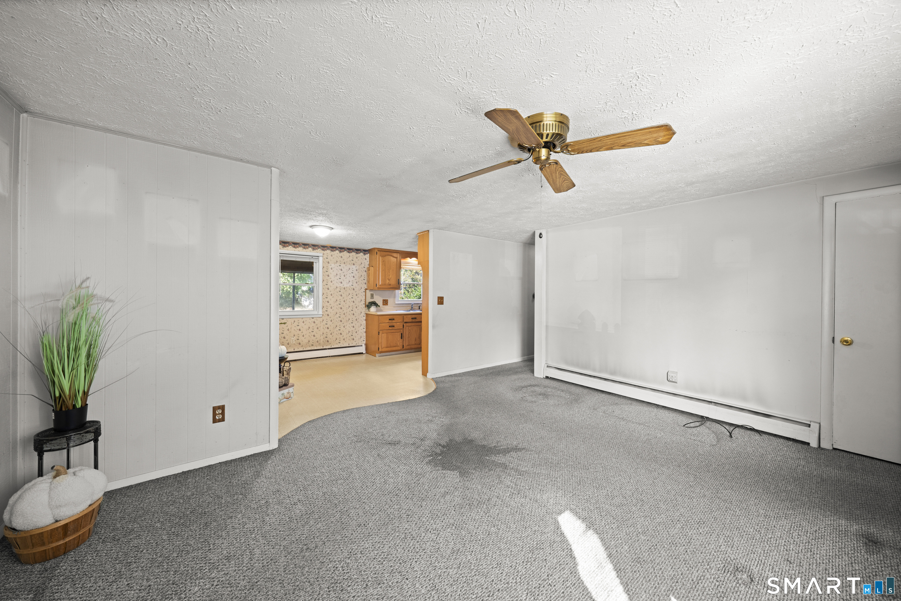 128 Bel Aire Circle Windsor Locks CT 06096