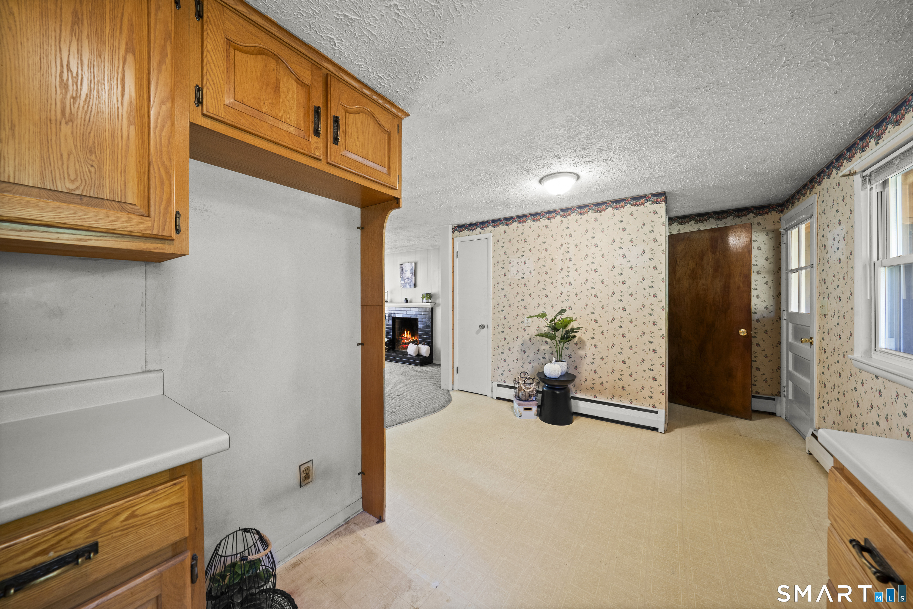 128 Bel Aire Circle Windsor Locks CT 06096